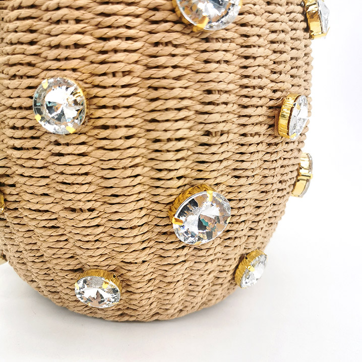 Petit Sac Paille Seau Orné de Cristaux – Image 5