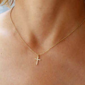 Collier croix brillante